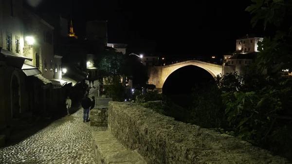 Mostar Bośnia Hercegowina Kwiecień 2019 Rynek Uliczny Starym Mostem Tle — Zdjęcie stockowe