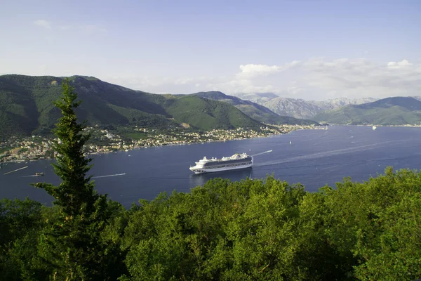 Panorama Bahía Kotor Mientras Navega Crucero Turístico Emerald Princess Princess — Foto de Stock