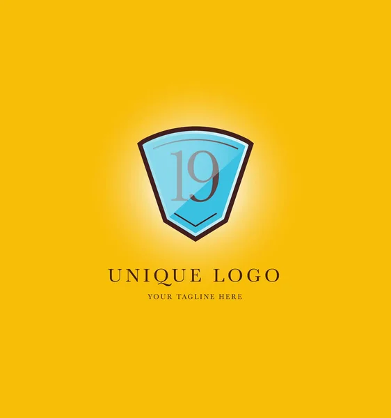 Logo numerico sullo scudo — Vettoriale Stock