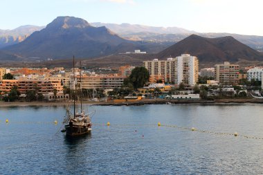 Bay Tenerife gemi