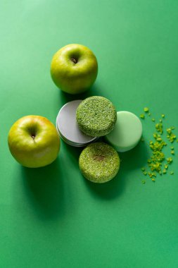 sabun şampuanı merhemi.