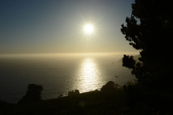 Blanco sol Bahía de Farallón — Foto de Stock