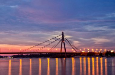 Akşam köprü Kiev