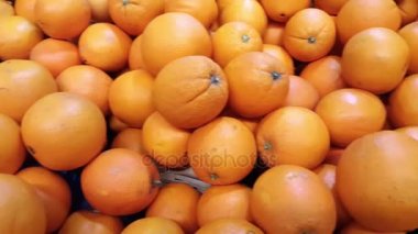 Büyük portakal, döndürme hareket yığını