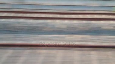 Demiryolu City yüksek açı görünümünden hızlı Trenin yan görünüm