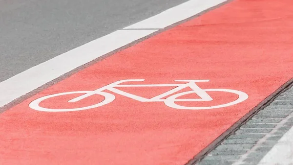 Piste Cyclable Avec Symbole Vélo Sur Route Asphaltée Couleur Rouge — Photo