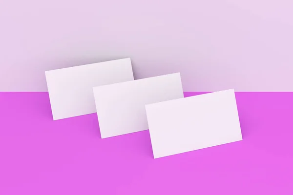 Μακέτα λευκό κενό επαγγελματικές κάρτες σε λευκές και ιώδεις backgroun — Φωτογραφία Αρχείου