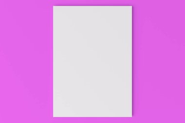 Boş beyaz kapalı broşür mock-up Menekşe arka plan üzerinde