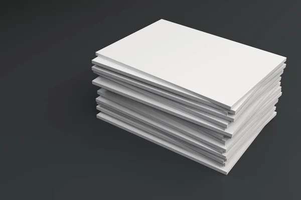 Montón de blanco en blanco folleto cerrado maqueta sobre fondo negro —  Fotos de Stock