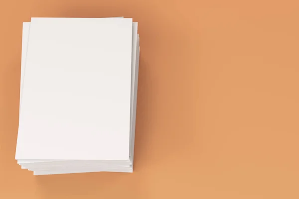 オレンジ色の比較で空白の白い閉じたパンフレット モックアップのスタック — ストック写真