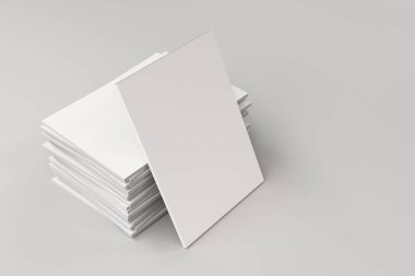 Boş beyaz kapalı broşür mock-up beyaz zemin üzerine yığını