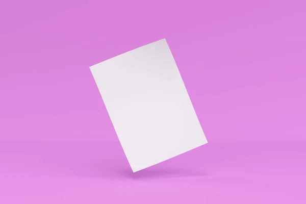 紫色の背景の空白の白い曲げチラシ モックアップ — ストック写真