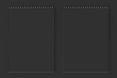 Siyah arka plan üzerine boş siyah defter metal spiral ile bağlı