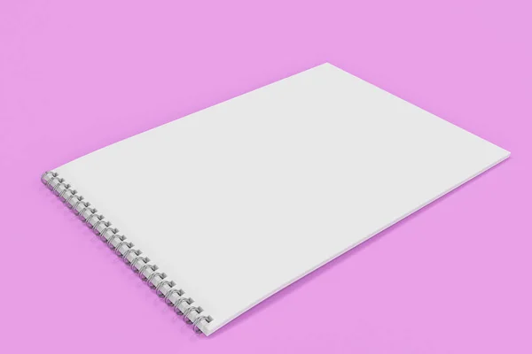 Cuaderno blanco en blanco con espiral metálica encuadernada sobre fondo violeta —  Fotos de Stock