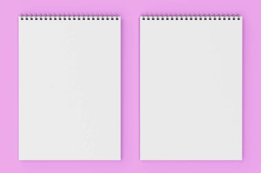 Boş beyaz defter metal spiral ile Menekşe adam bağlı