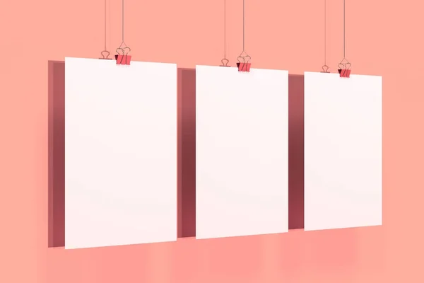 Ciltçi ile üç boş beyaz afiş mockup üzerinde kırmızı backgro klip