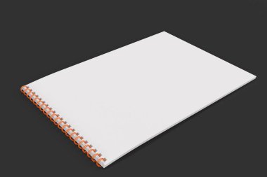 Boş beyaz defter ile turuncu sarmal siyah adam bağlı