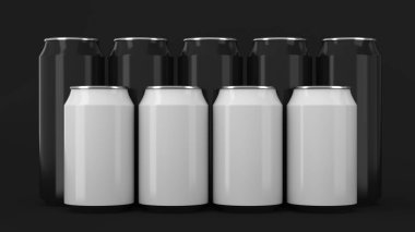  Siyah backgro üzerinde iki raws önünde duran siyah ve beyaz soda kutular