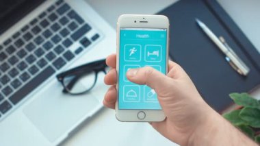Nabız sağlık app smartphone cep telefonu ile izleme