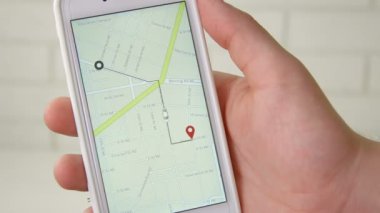 Bill için taksi yolculuğu beş yıldız derecelendirme bir smarthpne uygulaması