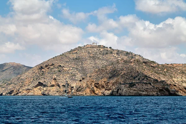 Defensive structures in the vicinity of Cartagena, Spain. Fortifications, a fort with artillery, a bunker and a military base. — Stock Photo, Image