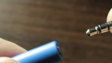 Ses kablosu ellerinizde