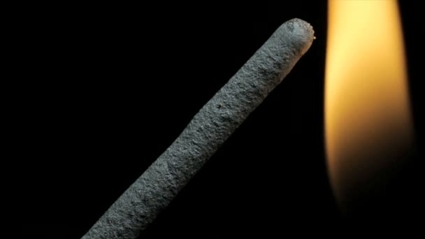 Brûlures scintillantes, lumière macro jaune 