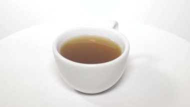 Sıcak kahve veya çay, izole