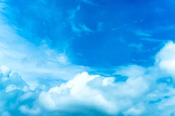 Γαλάζιο Του Ουρανού Closeup Σύννεφο Μπλε Ουρανό Σύννεφα Φόντο Γαλάζιο — Φωτογραφία Αρχείου