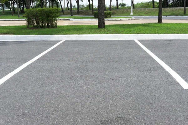 Leerstand Auf Einem Parkplatz Leerstand Parkplatz Freien Öffentlichen Park — Stockfoto