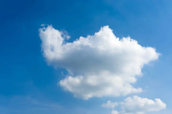 Blauwe Hemel Met Cloud Close Blauwe Hemel Met Wolken Achtergrond — Stockfoto