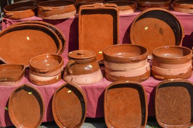 Seramik bir ortaçağ Fuarı'nda Satılık el yapımı