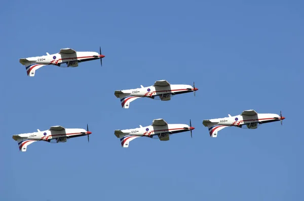 Akrobatik uçuş creasy