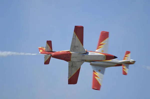 Acrobatic flight creasy — Stock Photo, Image