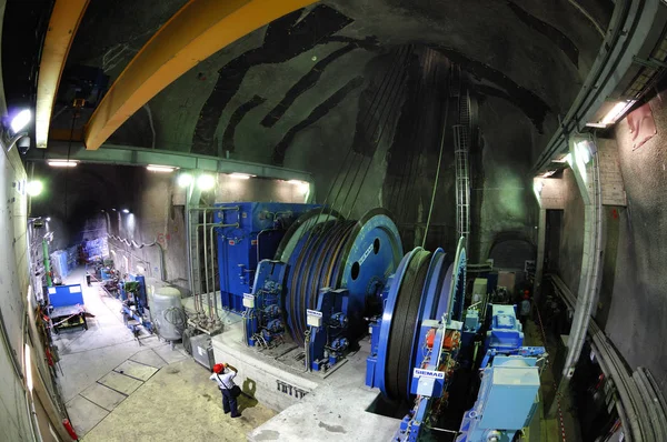 Yeraltı işleme, Delme 