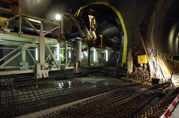 Yeraltı işleme, Delme 