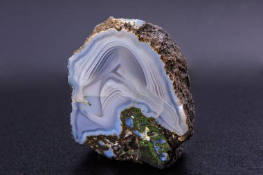 Mavi mineral, Agathe