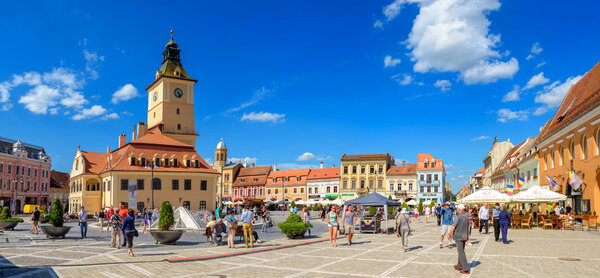 central square Brasov