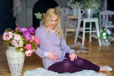 çocuğun doğum bekliyor