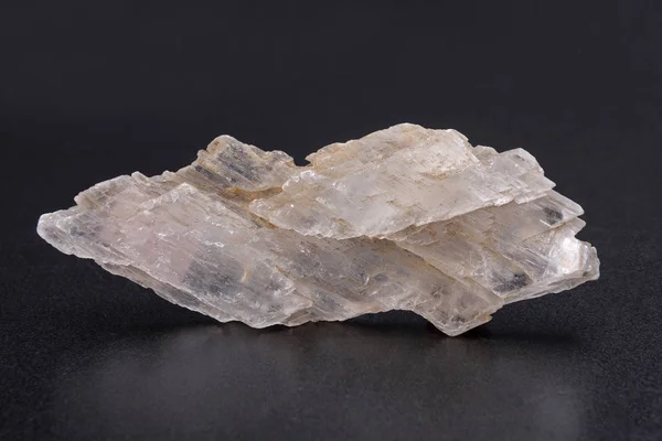 Yeso mineral translúcido blanco — Foto de Stock