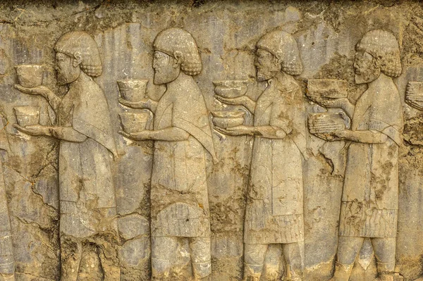 Ancient Persepolis's bas-reliefs — Stock Photo, Image