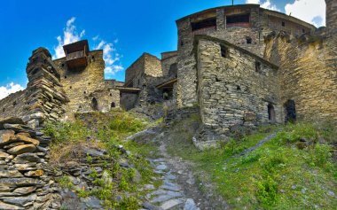 küçük dağ köyü