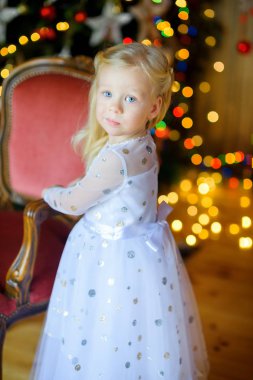 Güzel küçük kız.