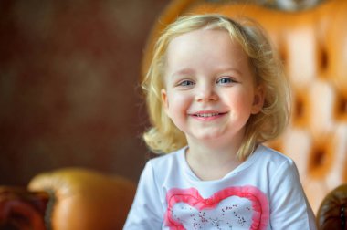 Güzel küçük kız.