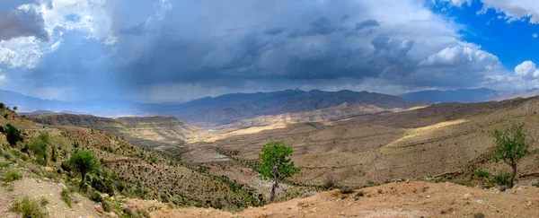 Panoráma a hegyvidéki terület Iránban — Stock Fotó