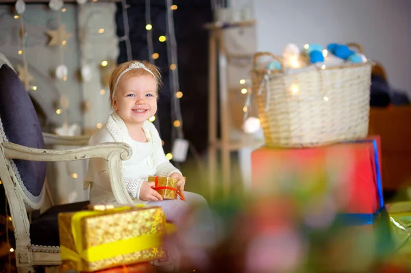 Little beautiful girl — Stock Photo, Image