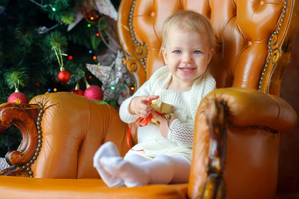 Menina bonita pequena — Fotografia de Stock