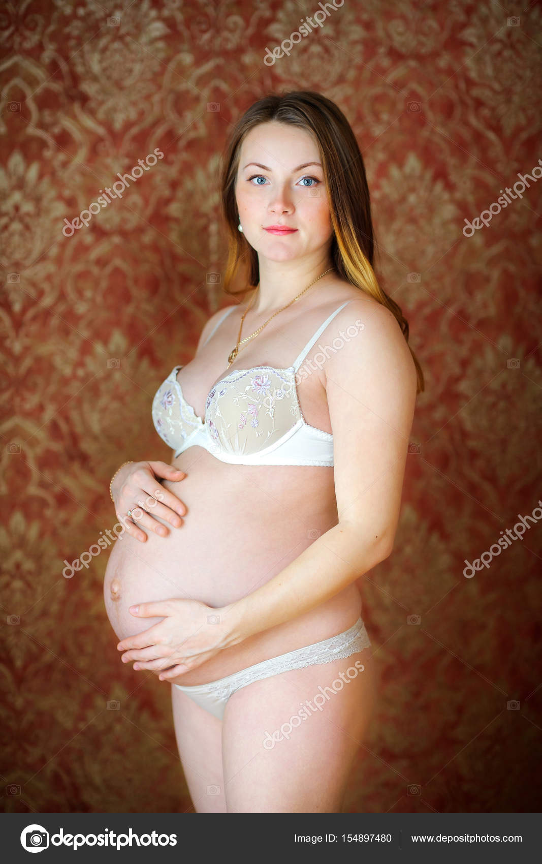Girls Pregnant Naked
