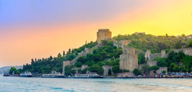 Rumeli güzel kale üzerinde bir günbatımı, Istanbul Panoraması