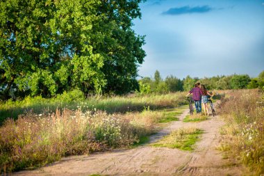 Çift sürme motosiklet